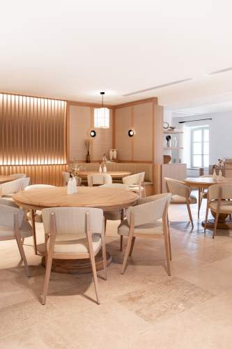 Hotel Spa Mane, Relais &amp; Chateaux en la Provenza, Couvent des Minimes, Estancia
<div>
<div> </div>
</div>