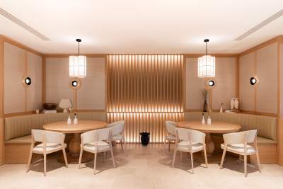 Hôtel Spa en Provence, Le Couvent des Minimes, réception de l'hôtel  true